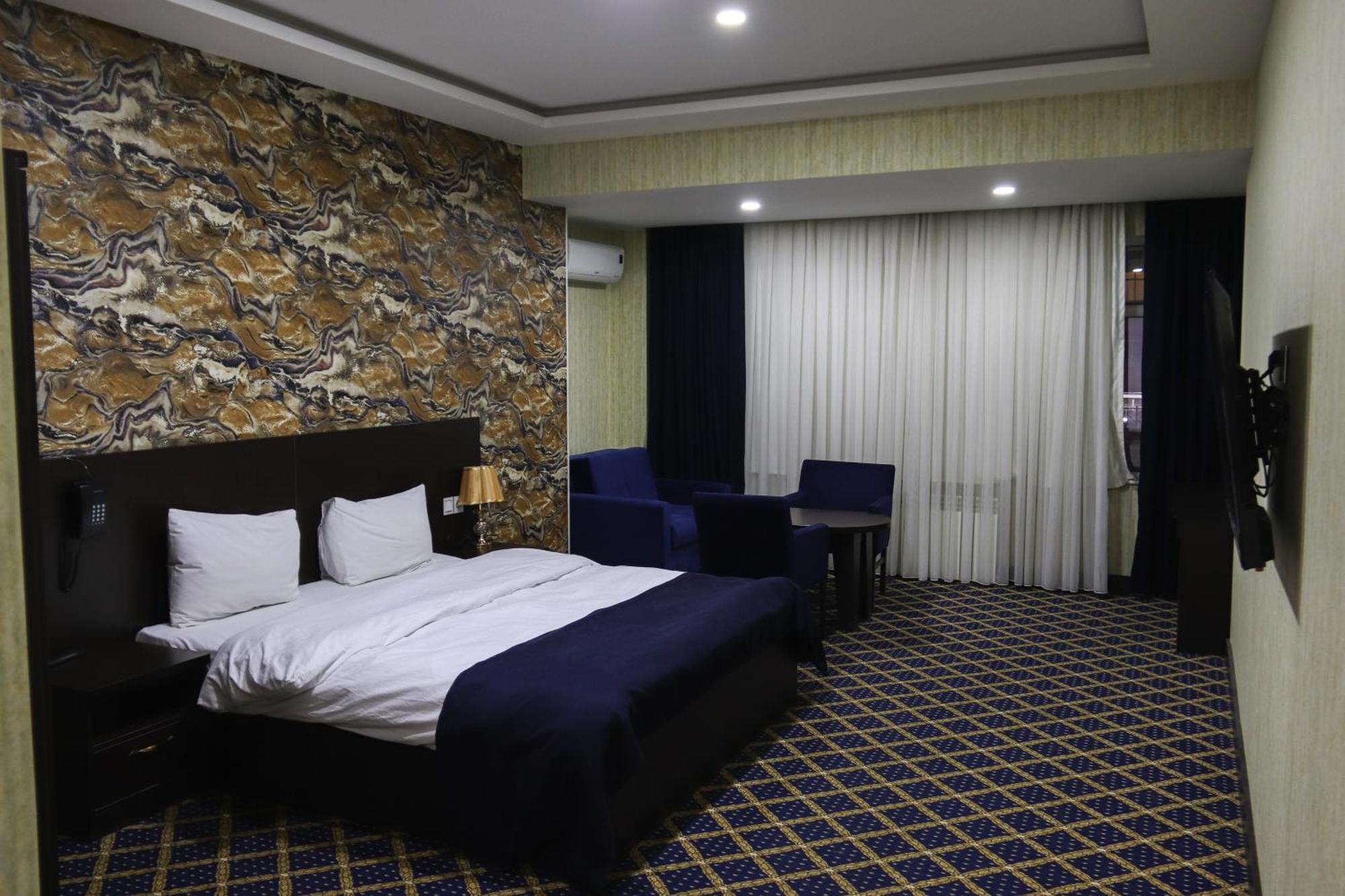 Kristal Inn Hotel Baku Exterior photo